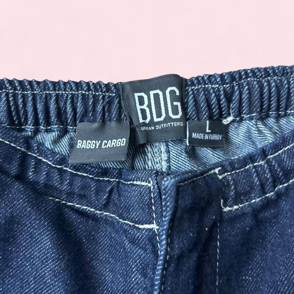 Bdg Women's Navy and Blue Trousers - Picture 2 of 4